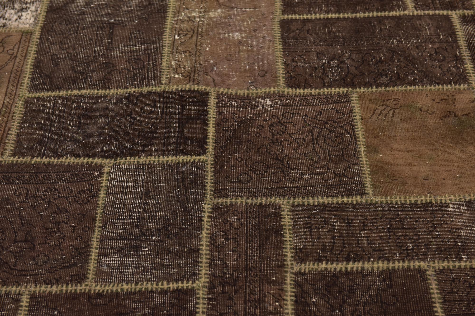 5' 9 x 8' Hand Knotted Ultra Vintage Persian Wool Rug