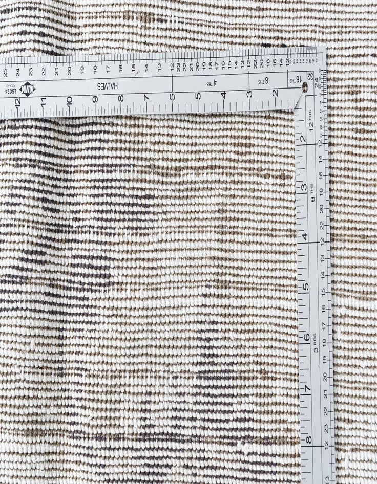 Detail image of 9' 5 x 12' 3  Hand Knotted Ultra Vintage Persian Wool Rug