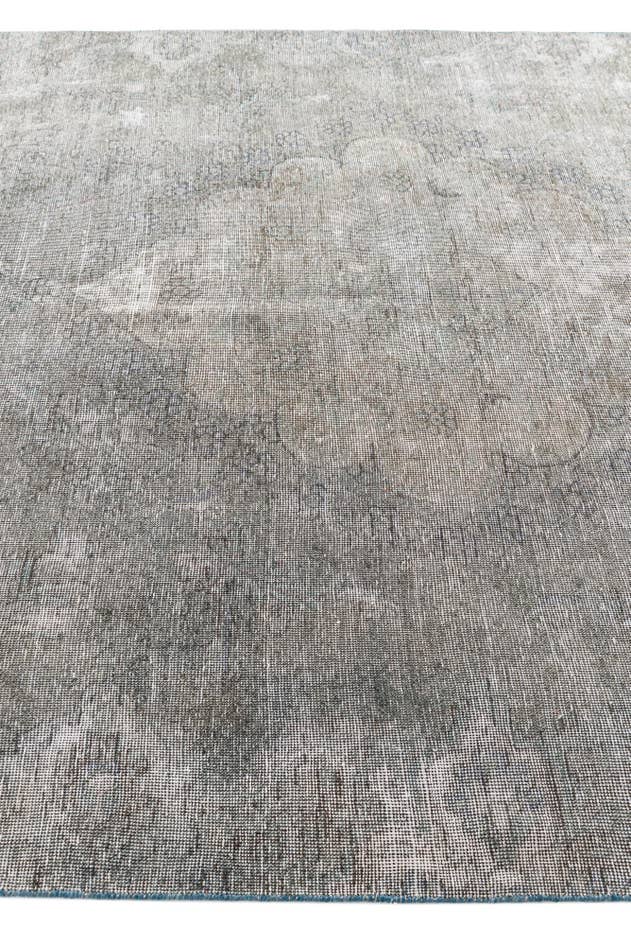 Detail image of 6' 9 x 9' 2 Hand Knotted Ultra Vintage Persian Wool Rug