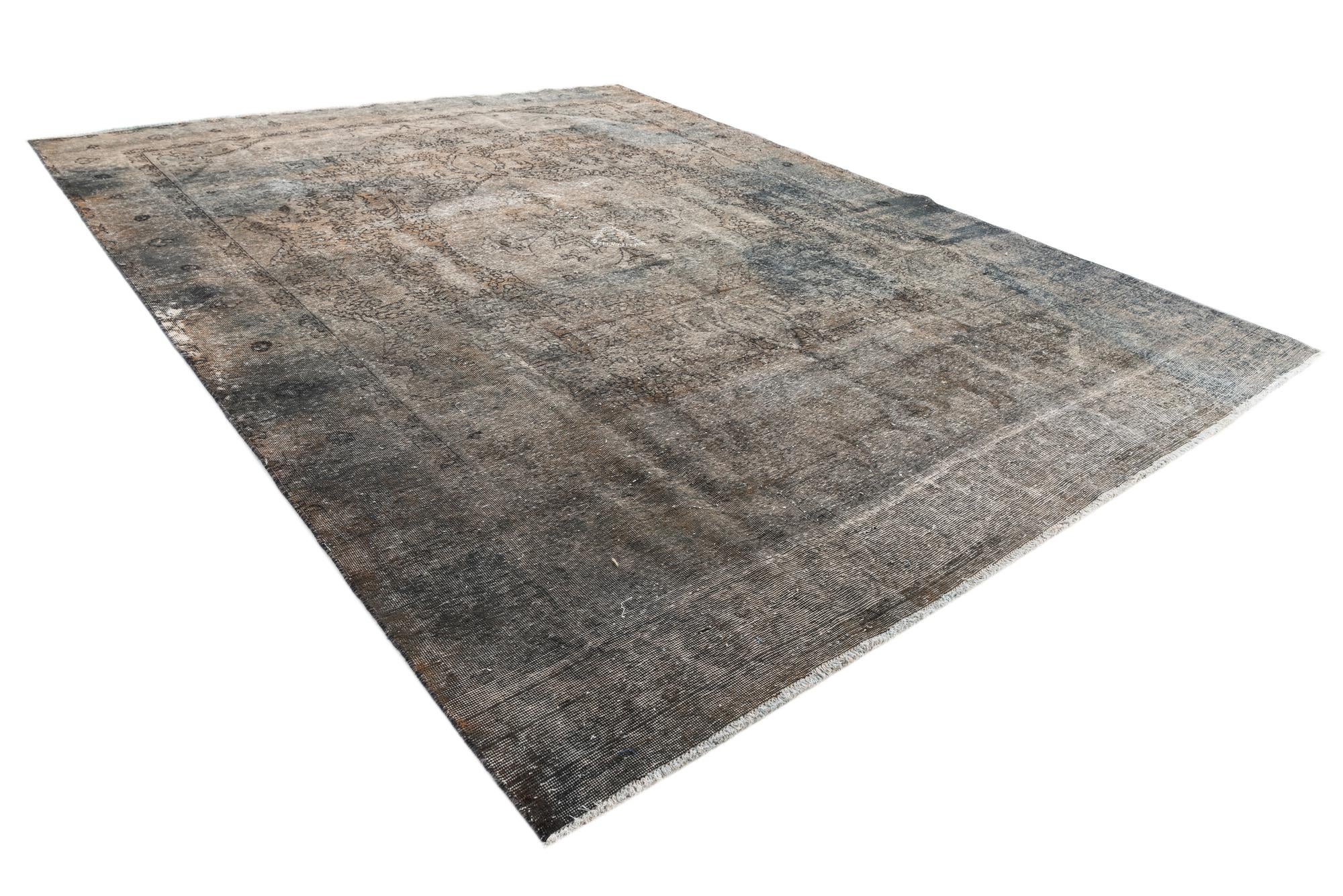290cm x 390cm Hand Knotted Ultra Vintage Persian Wool Rug