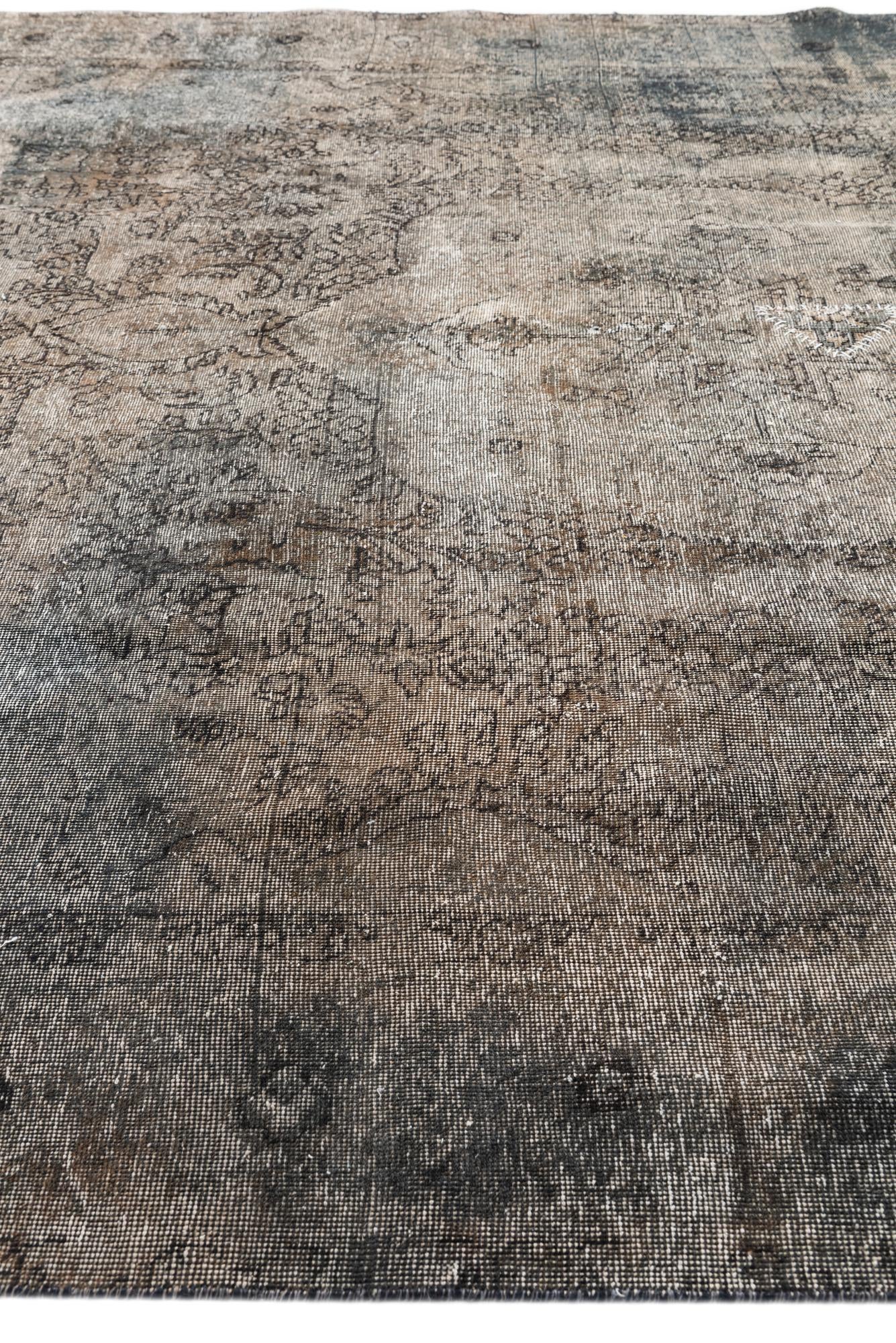 290cm x 390cm Hand Knotted Ultra Vintage Persian Wool Rug
