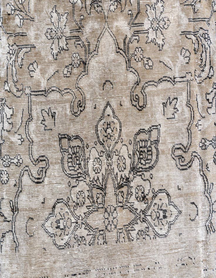 Detail image of 8' 10 x 11'  Hand Knotted Ultra Vintage Persian Wool Rug