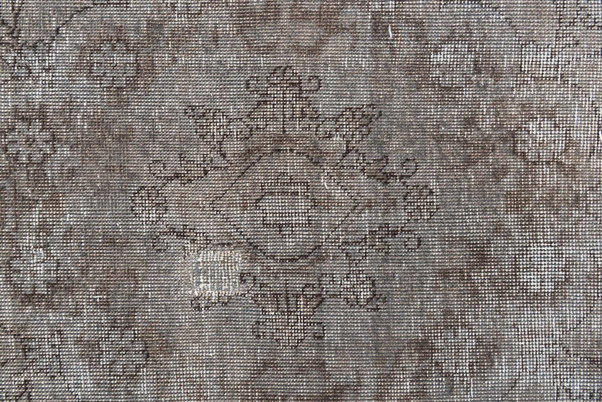 6' x 9' 7 Hand Knotted Ultra Vintage Persian Wool Rug