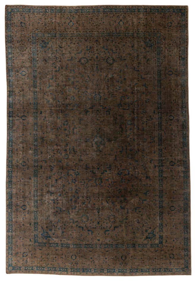 Detail image of 9' x 13' Hand Knotted Ultra Vintage Persian Wool Rug