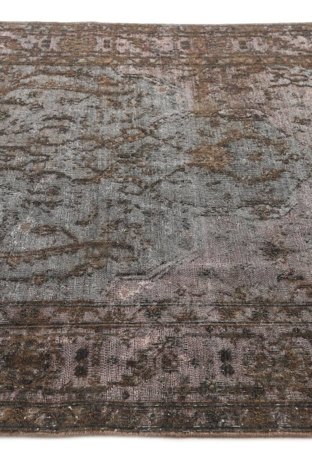 Detail image of 5' 7 x 9' Hand Knotted Ultra Vintage Persian Wool Rug