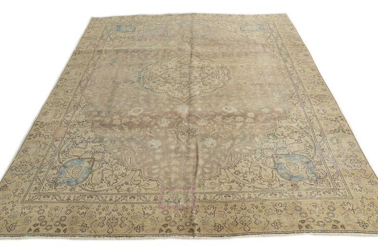 Detail image of 7' 5 x 10' Hand Knotted Ultra Vintage Persian Wool Rug