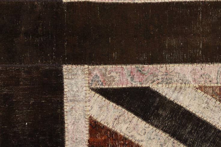 Detail image of 6' 8 x 7' 11 Hand Knotted Ultra Vintage Persian Wool Rug