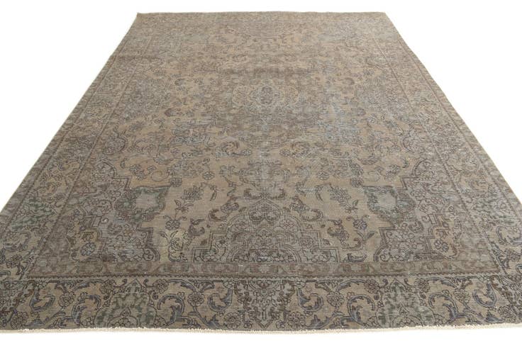 Detail image of 9' 6 x 12' Hand Knotted Ultra Vintage Persian Wool Rug