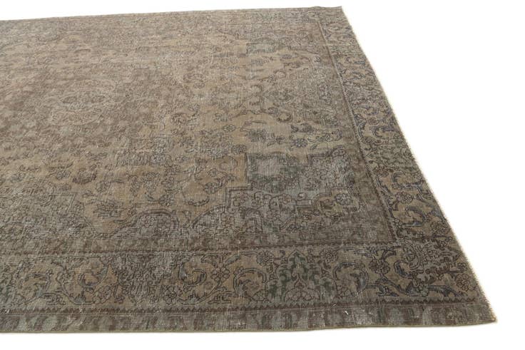 Detail image of 9' 6 x 12' Hand Knotted Ultra Vintage Persian Wool Rug