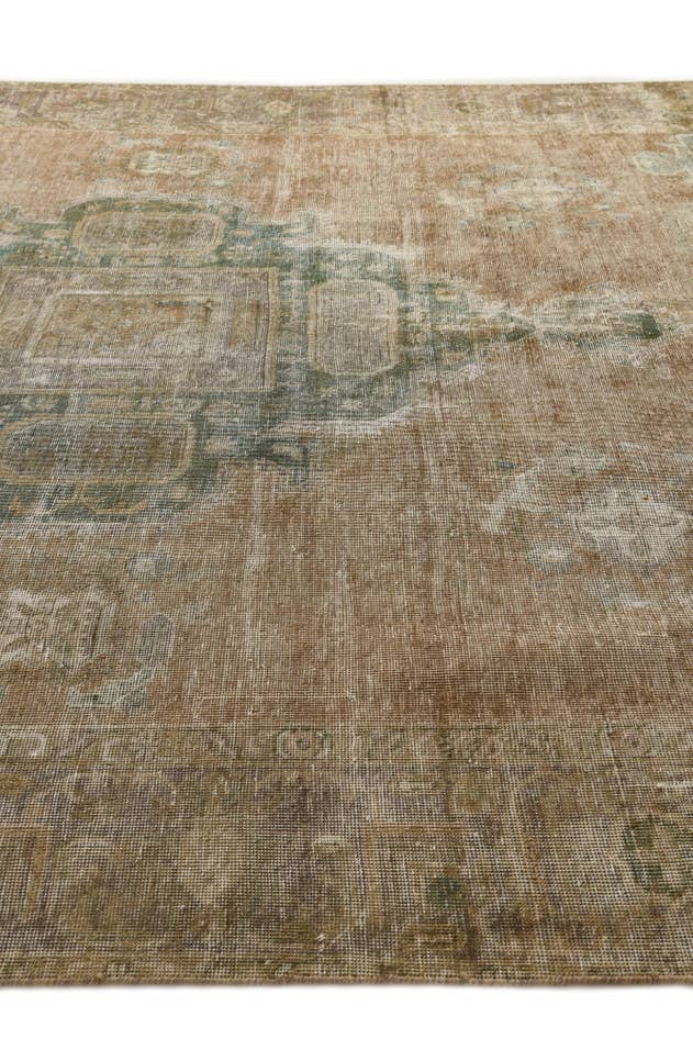 Detail image of 9' 6 x 13' Hand Knotted Ultra Vintage Persian Wool Rug