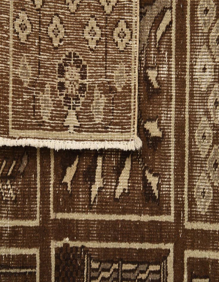 Detail image of 4' x 6' 10  Hand Knotted Ultra Vintage Persian Wool Rug