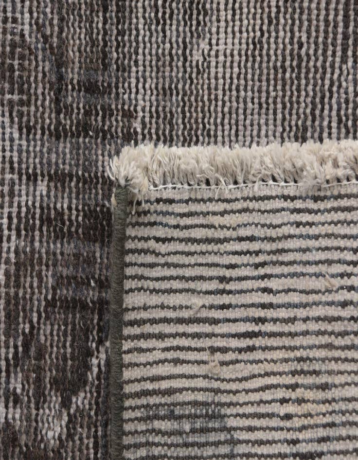 Detail image of 4' 10 x 6' 9  Hand Knotted Ultra Vintage Persian Wool Rug