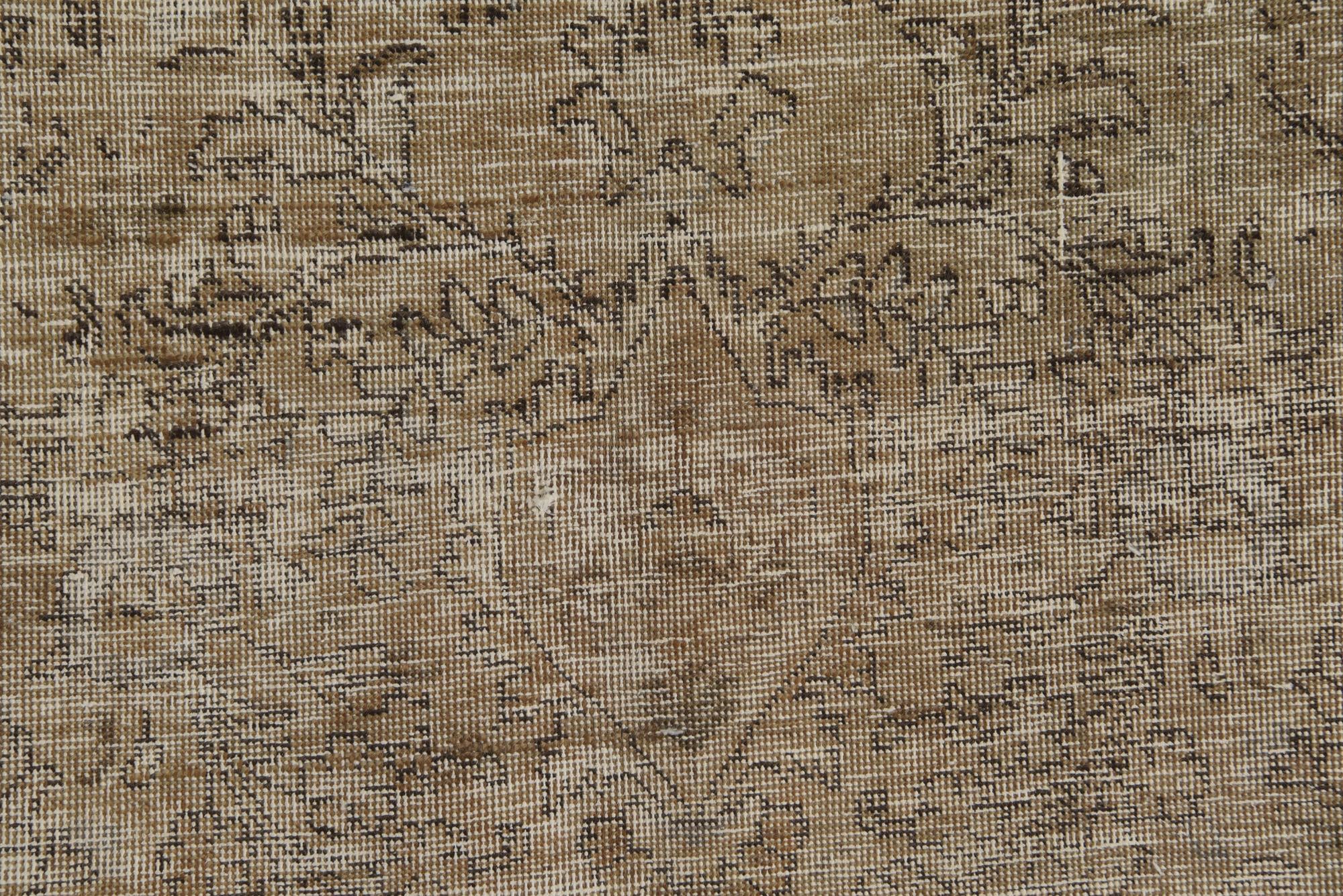 5' 10 x 9' 5 Hand Knotted Ultra Vintage Persian Wool Rug