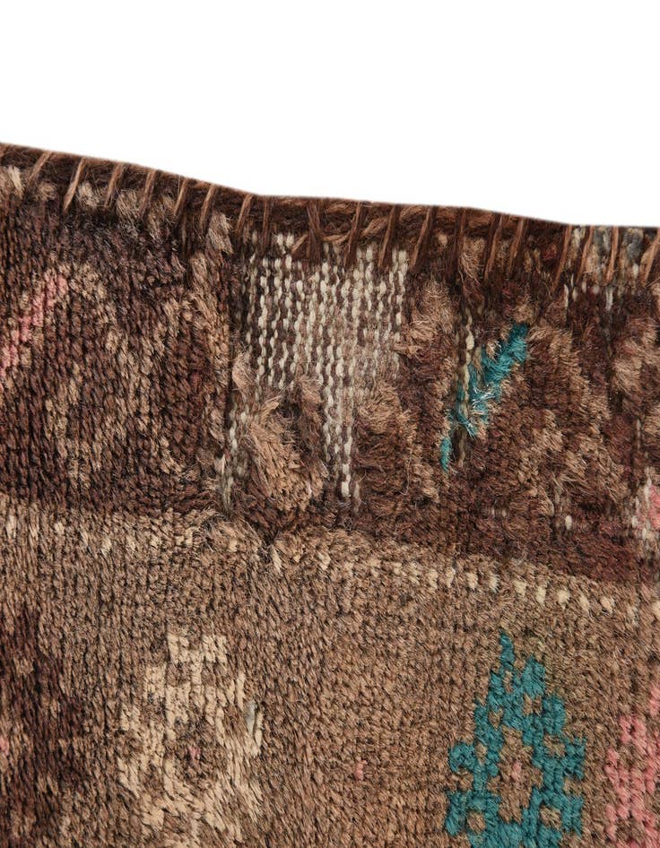 Detail image of 2' 8 x 4' 5  Hand Knotted Ultra Vintage Persian Wool Rug