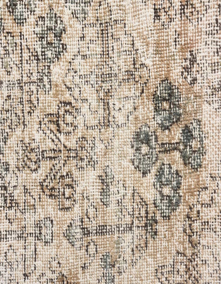 Detail image of 8' 9 x 11' 7  Hand Knotted Ultra Vintage Persian Wool Rug