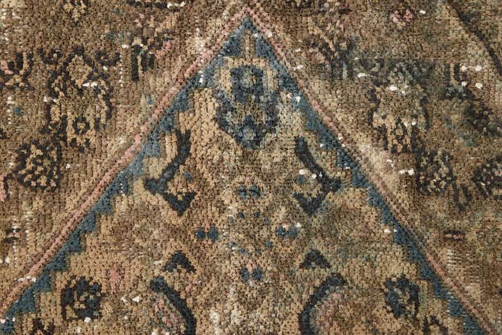 6' x 9' 10 Hand Knotted Ultra Vintage Persian Wool Rug