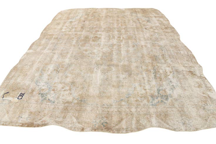 Detail image of 9' 10 x 12' 7 Hand Knotted Ultra Vintage Persian Wool Rug