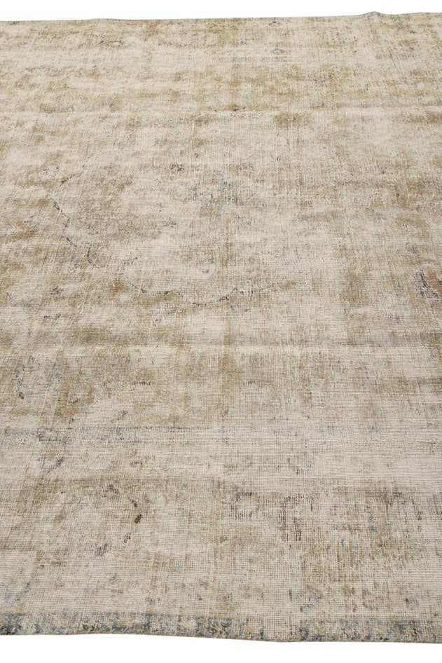 Detail image of 8' 7 x 11' 7 Hand Knotted Ultra Vintage Persian Wool Rug