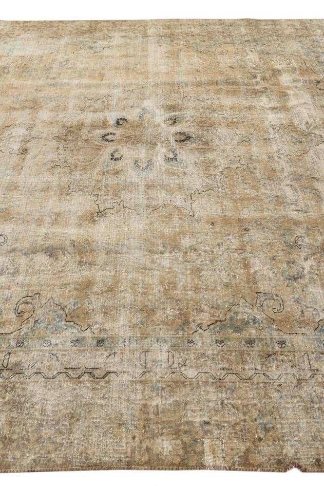 Detail image of 8' 10 x 11' 6 Hand Knotted Ultra Vintage Persian Wool Rug