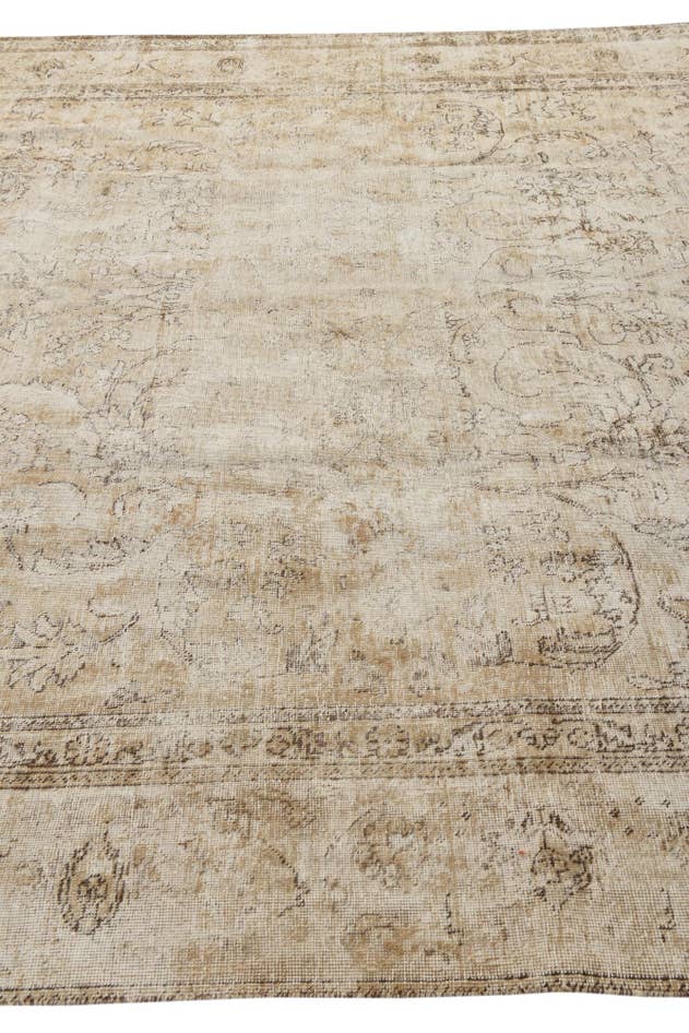 Detail image of 9' 8 x 13' Hand Knotted Ultra Vintage Persian Wool Rug