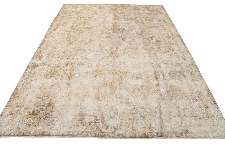 Detail image of 7' 7 x 10' 8 Hand Knotted Ultra Vintage Persian Wool Rug