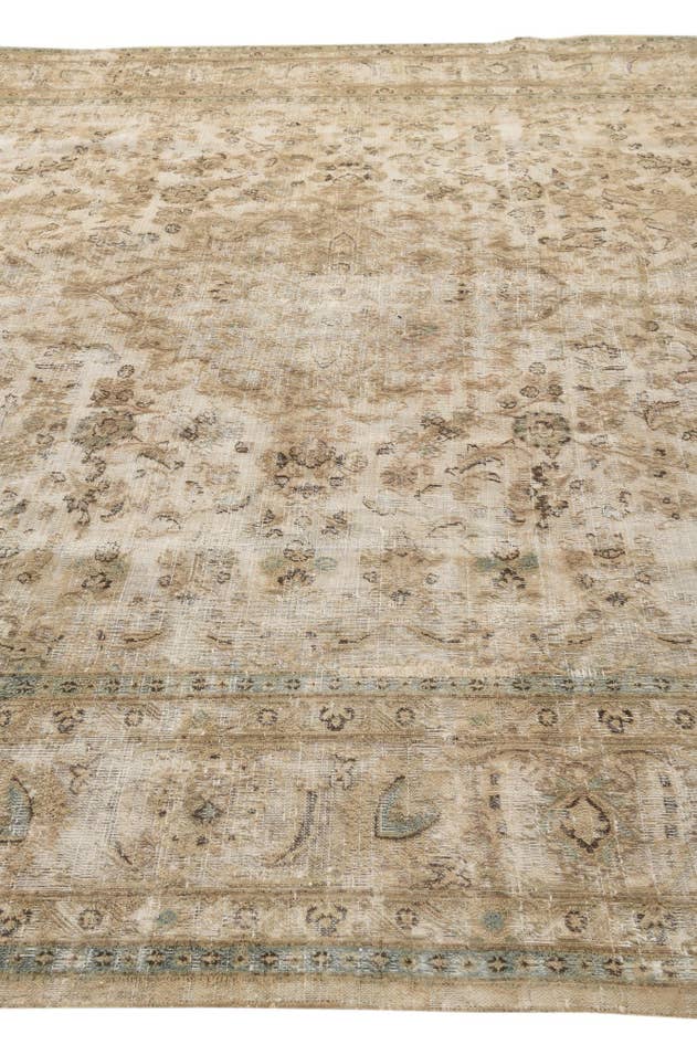Detail image of 9' 7 x 12' 5 Hand Knotted Ultra Vintage Persian Wool Rug