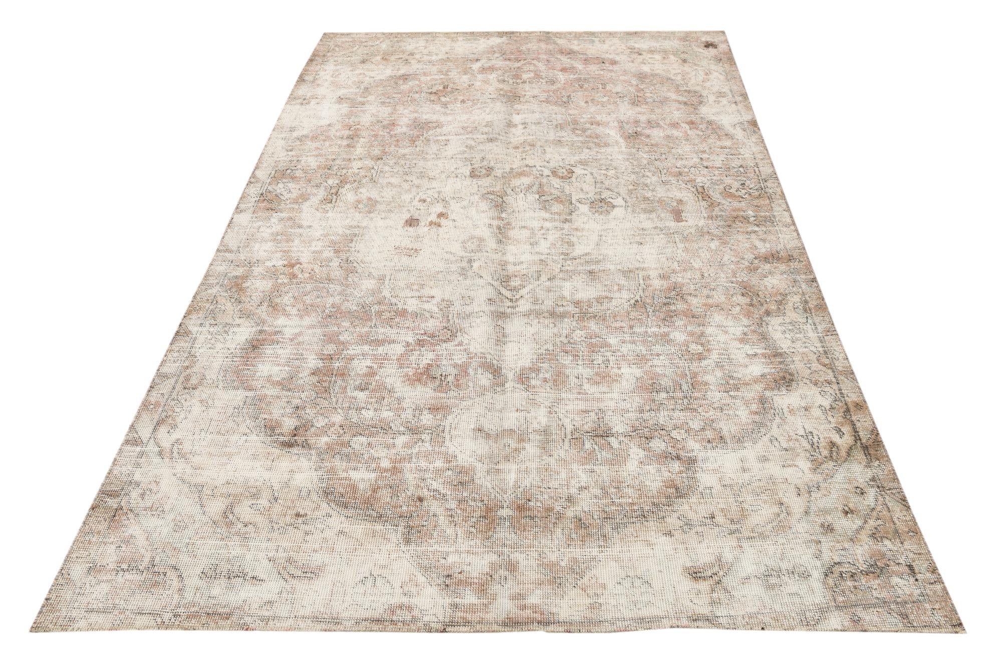 4' 10 x 8' Hand Knotted Ultra Vintage Persian Wool Rug