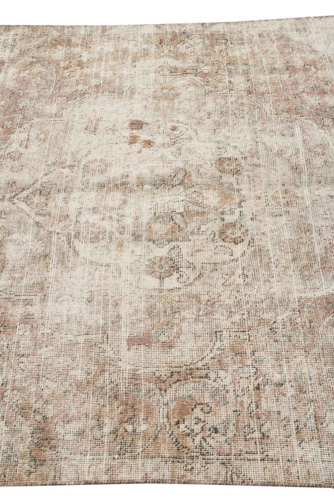 4' 10 x 8' Hand Knotted Ultra Vintage Persian Wool Rug