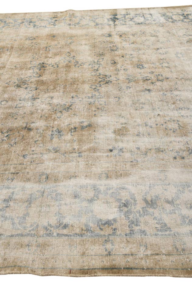 Detail image of 9' 7 x 13' 2 Hand Knotted Ultra Vintage Persian Wool Rug