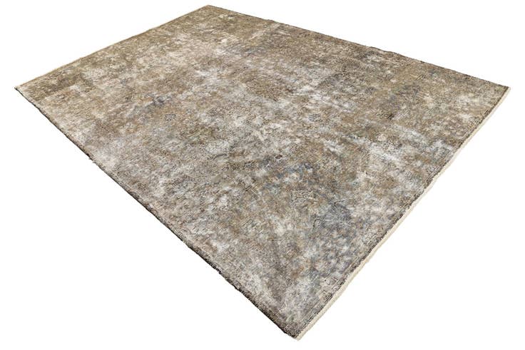 Detail image of 7' x 9' 9 Hand Knotted Ultra Vintage Persian Wool Rug