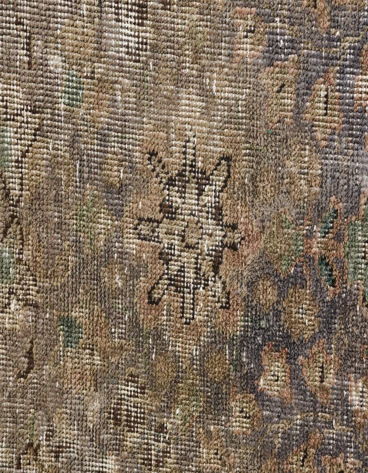 Detail image of 7' x 9' 9  Hand Knotted Ultra Vintage Persian Wool Rug