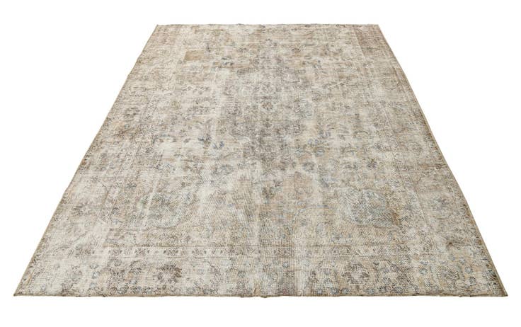 Detail image of 7' 1 x 8' 9 Hand Knotted Ultra Vintage Persian Wool Rug