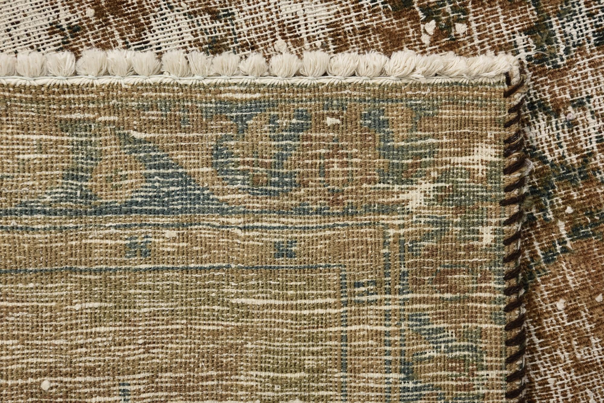 6' x 9' 8 Hand Knotted Ultra Vintage Persian Wool Rug
