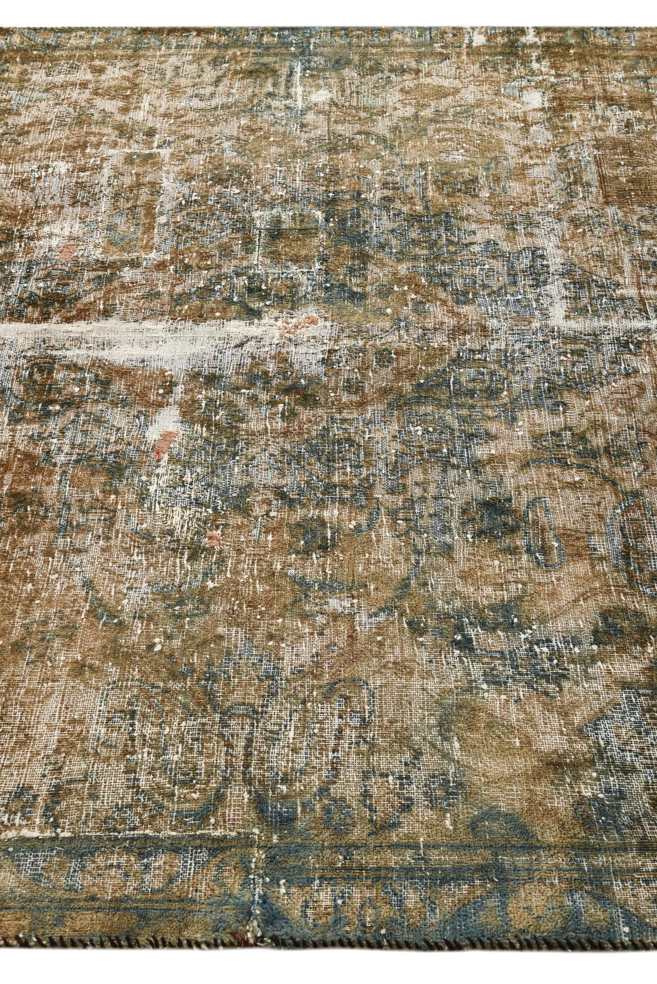 6' x 9' 8 Hand Knotted Ultra Vintage Persian Wool Rug