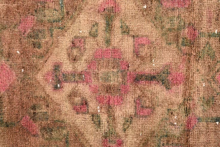 Detail image of 3' 9 x 6' 8 Hand Knotted Ultra Vintage Persian Wool Rug