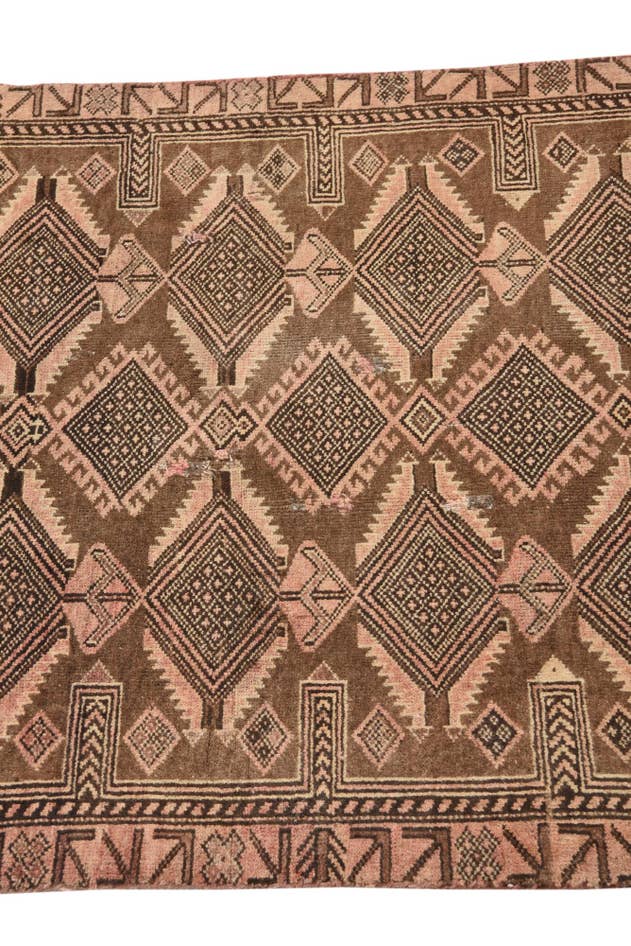 Detail image of 2' 7 x 5' 3 Hand Knotted Ultra Vintage Persian Wool Rug