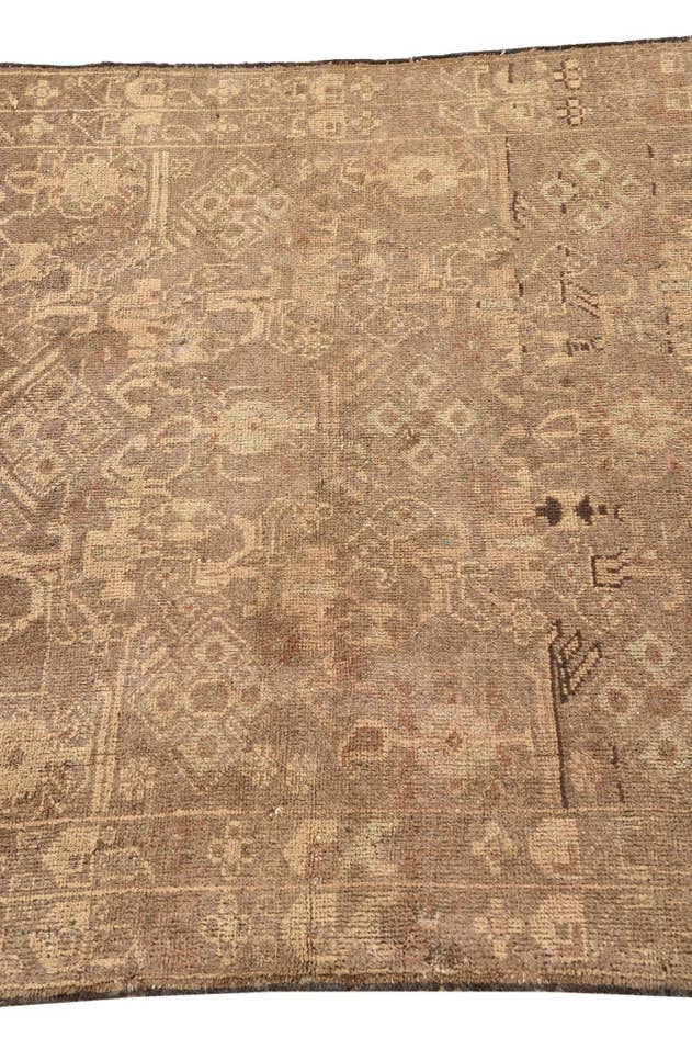 Detail image of 3' 9 x 6' 8 Hand Knotted Ultra Vintage Persian Wool Rug