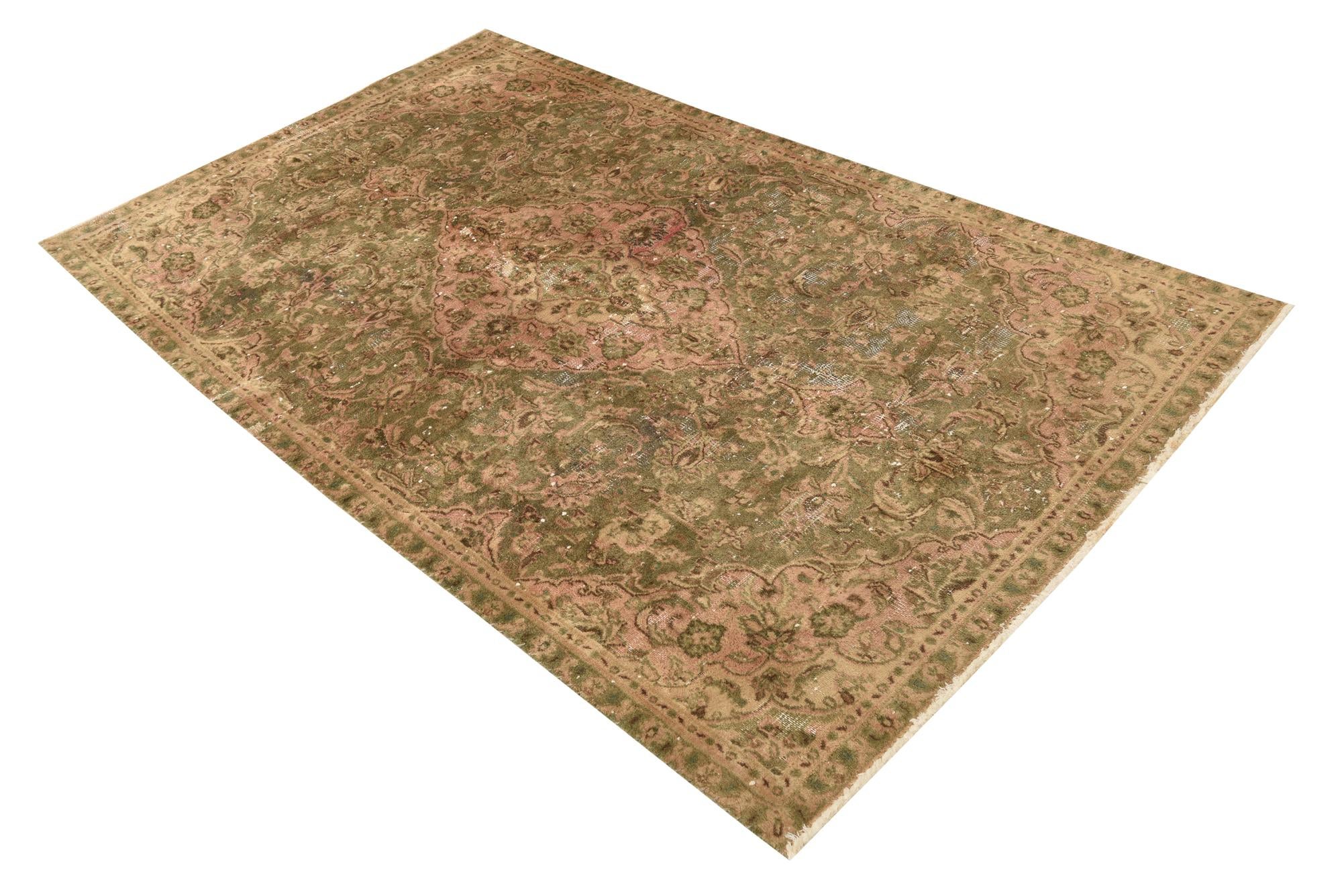 4' 4 x 7' 5 Hand Knotted Ultra Vintage Persian Wool Rug
