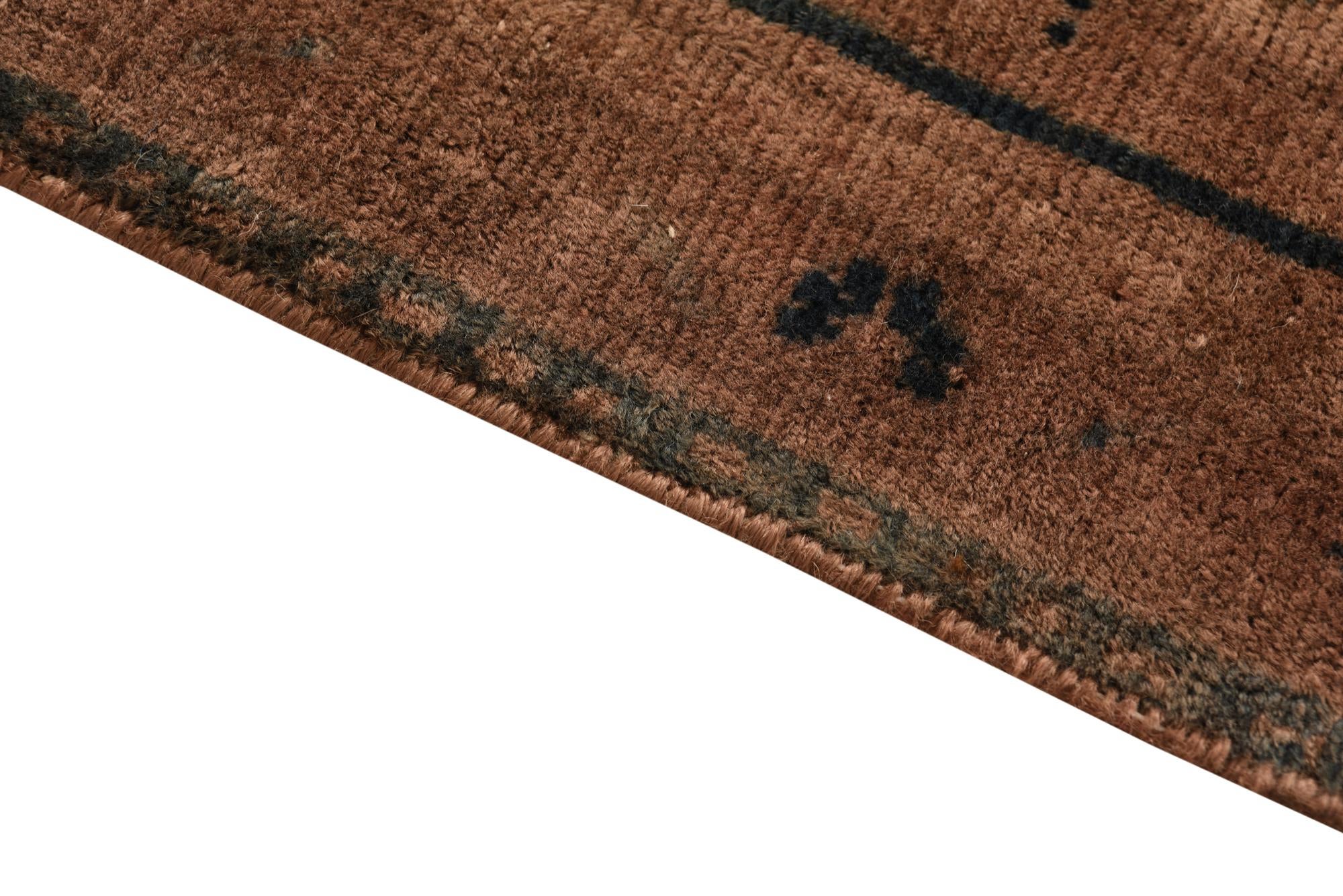 5' 6 x 10' 9 Hand Knotted Ultra Vintage Persian Wool Rug
