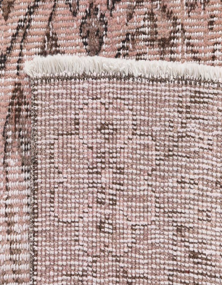 Detail image of 5' 5 x 8' 9 Ultra Vintage Wool Rug