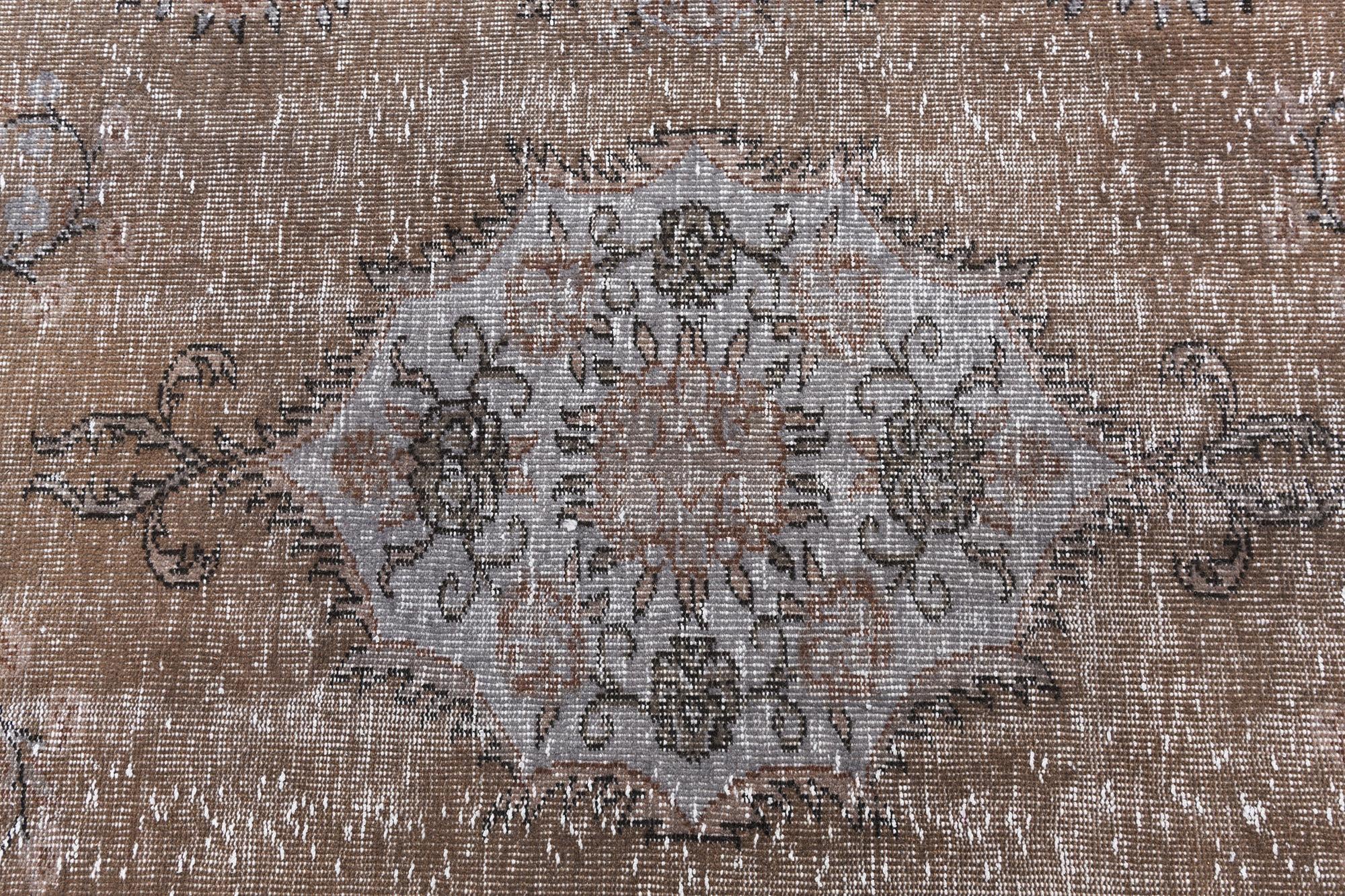 5' 7 x 9' 5 Ultra Vintage Wool Rug