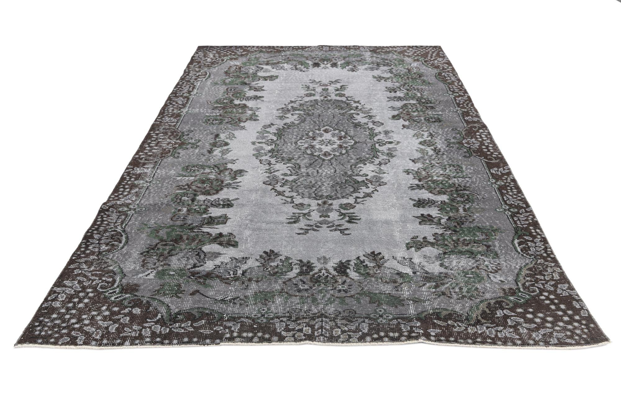 6' x 9' 6 Ultra Vintage Wool Rug