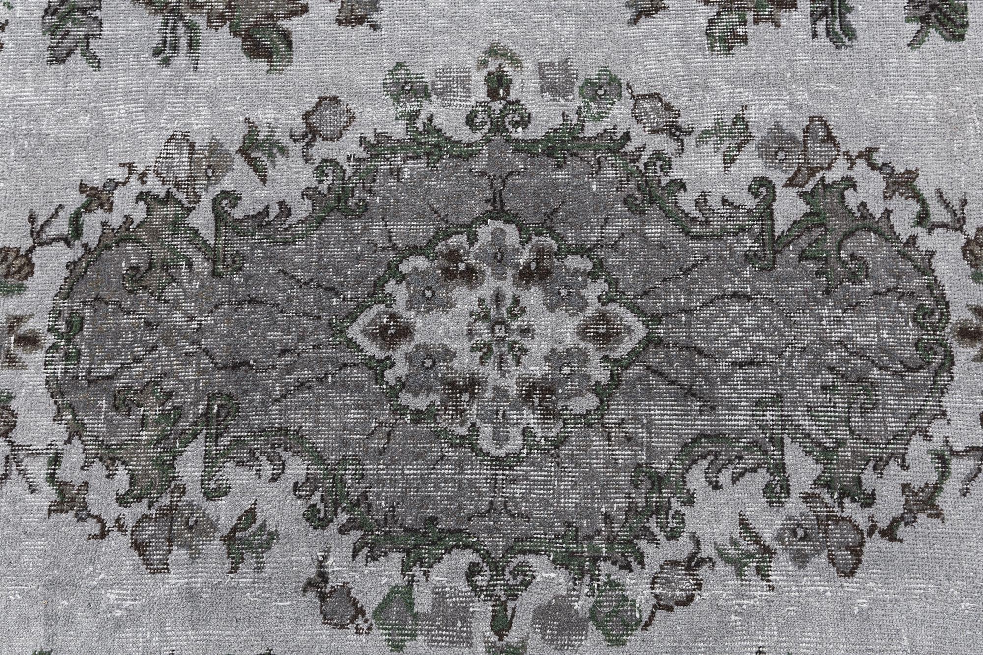 6' x 9' 6 Ultra Vintage Wool Rug