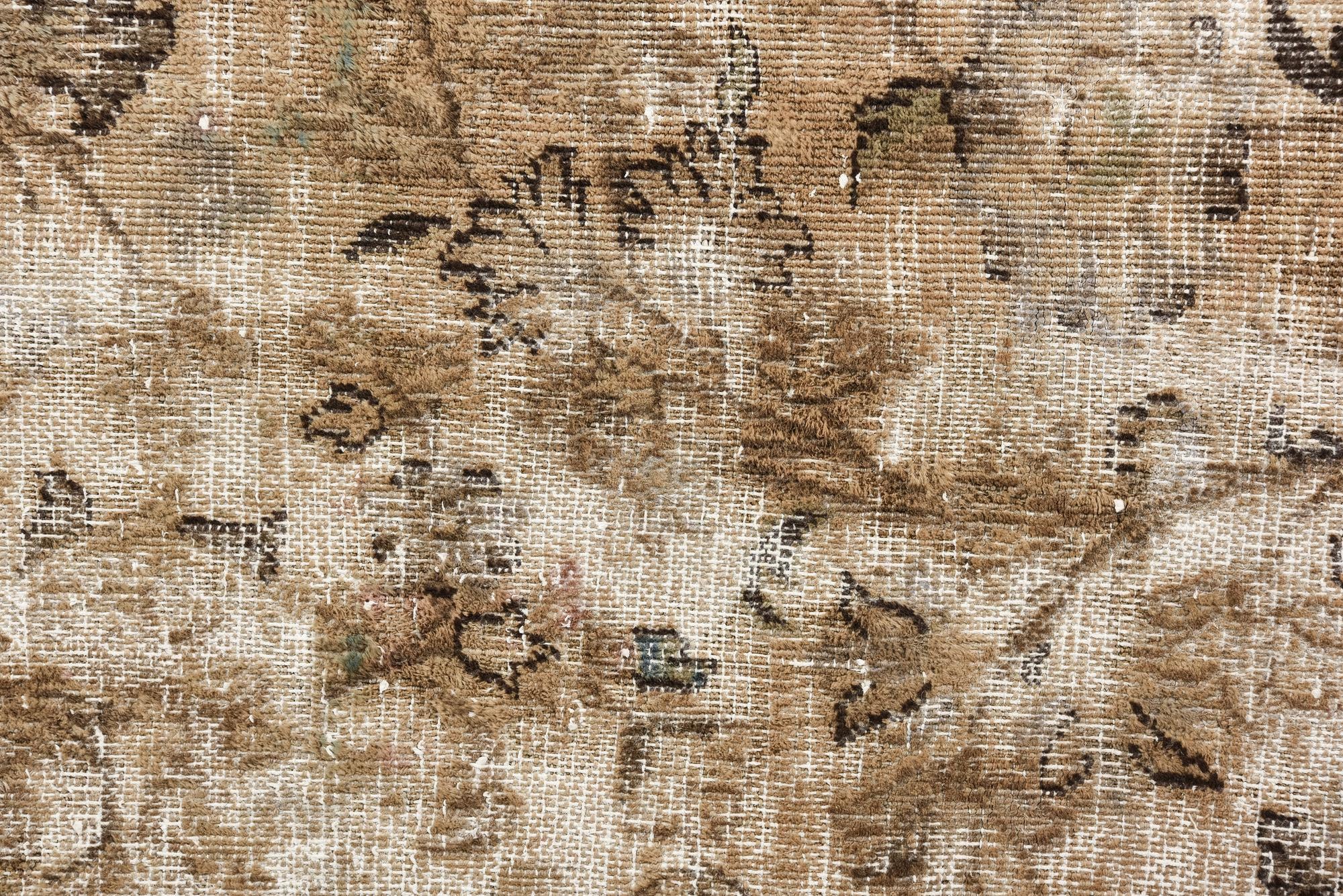 7' 1 x 10' 4 Hand Knotted Ultra Vintage Persian Wool Rug