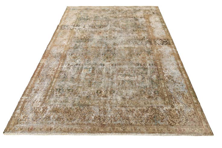 Detail image of 6' 8 x 9' 8 Hand Knotted Ultra Vintage Persian Wool Rug