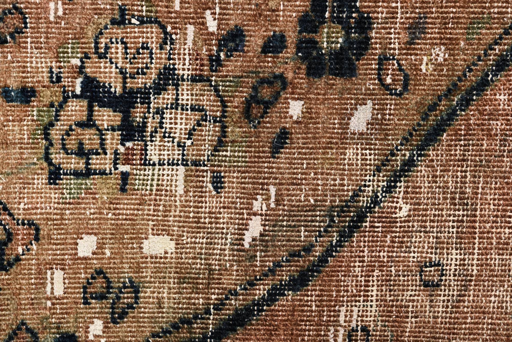4' 9 x 6' 4 Hand Knotted Ultra Vintage Persian Wool Rug