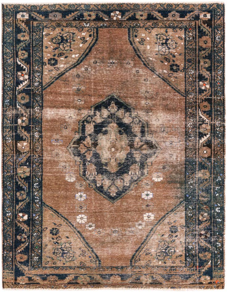 Detail image of 4' 9 x 6' 4 Hand Knotted Ultra Vintage Persian Wool Rug
