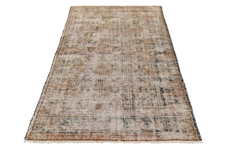 Detail image of 4' x 6' 6 Hand Knotted Ultra Vintage Persian Wool Rug