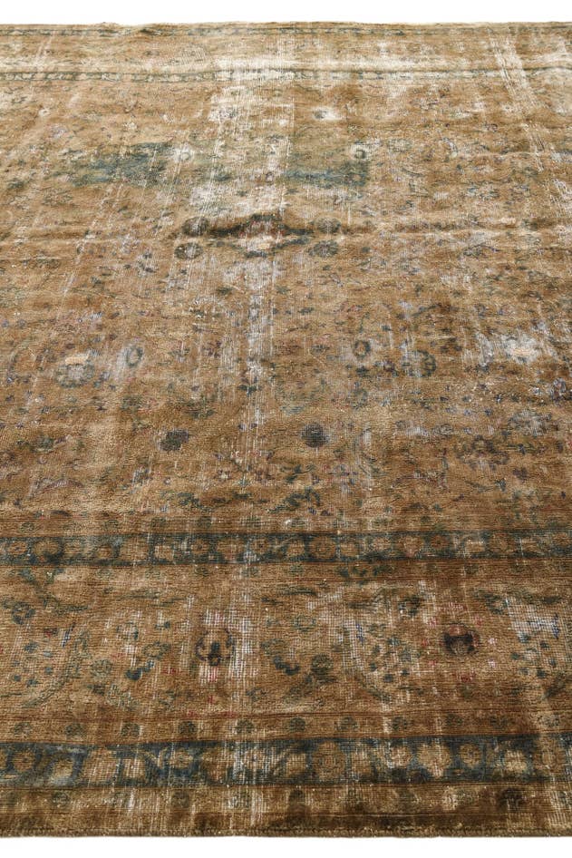 Detail image of 9' 7 x 12' Hand Knotted Ultra Vintage Persian Wool Rug