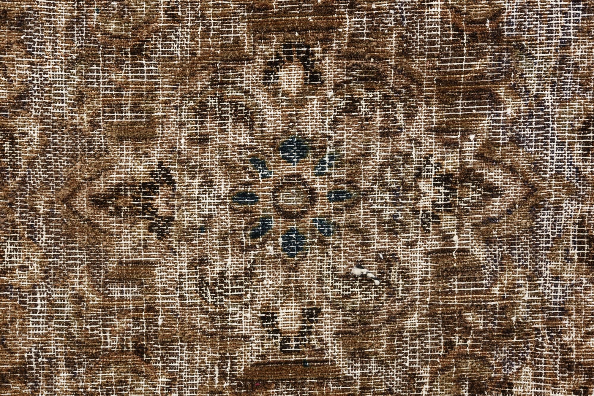 6' x 8' 10 Hand Knotted Ultra Vintage Persian Wool Rug